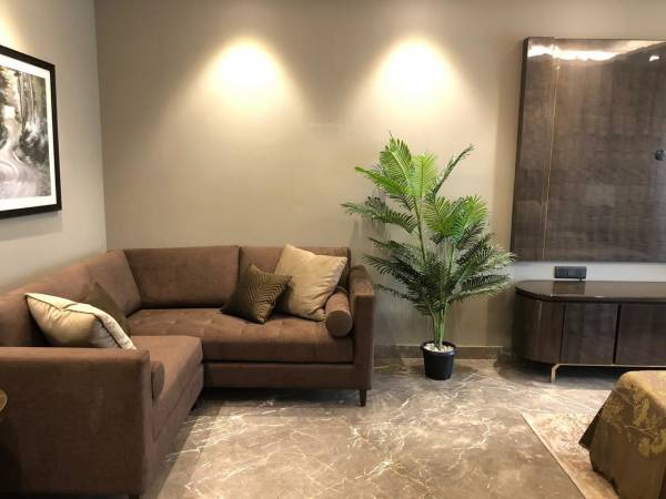  floors-6 Living Area