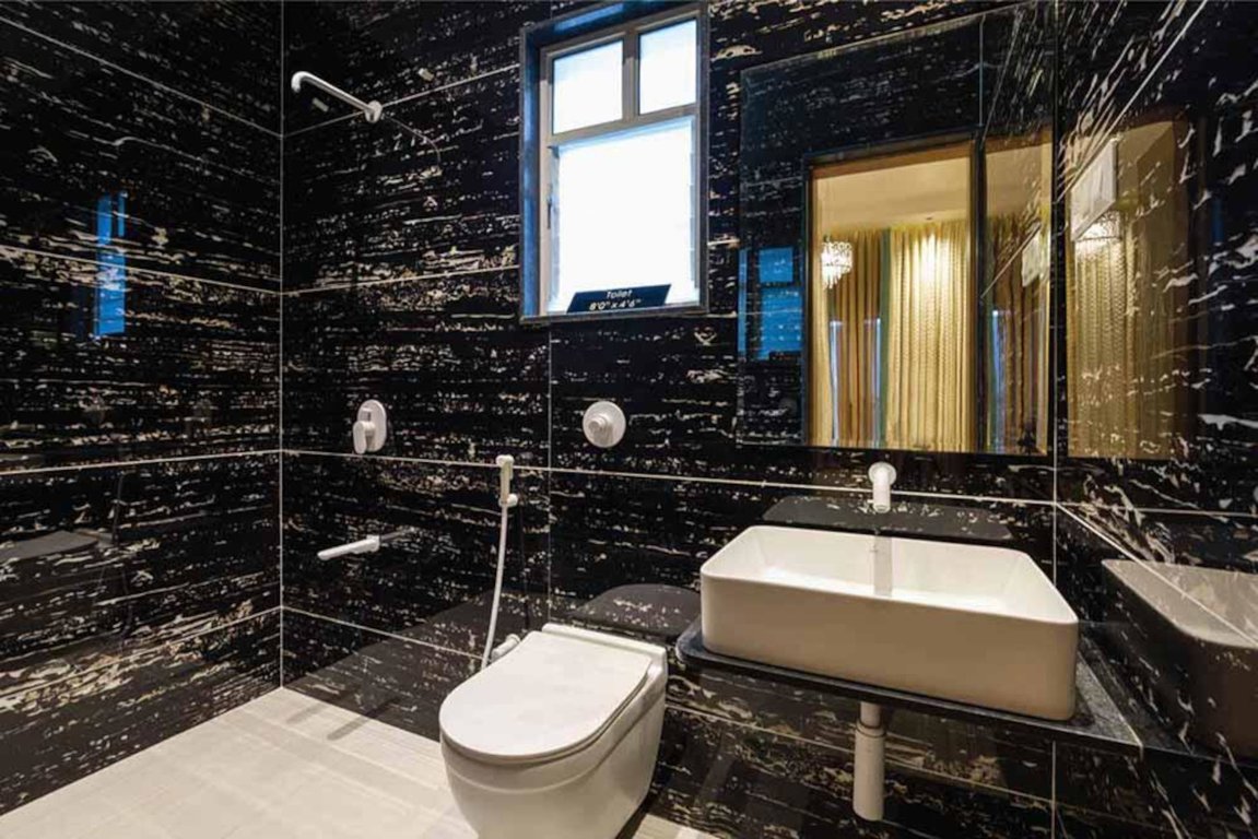  k city phase 1 Bathroom