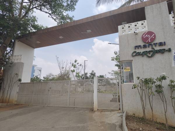  courtyard-phase-5 Gated Community