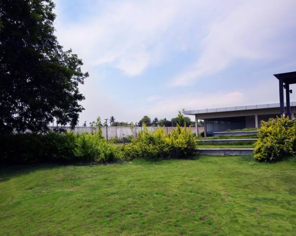  greendales-phase-ii Landscaped Gardens