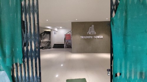  towers Entrance Lobby