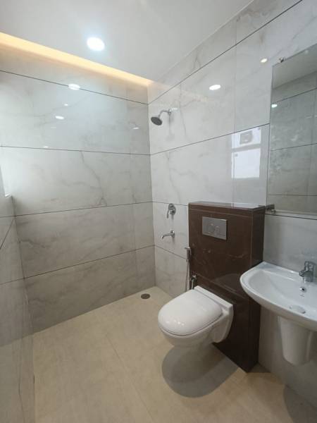  golden-castle Bathroom