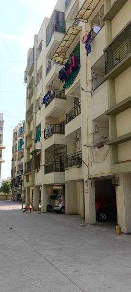  lotus Paved Compound