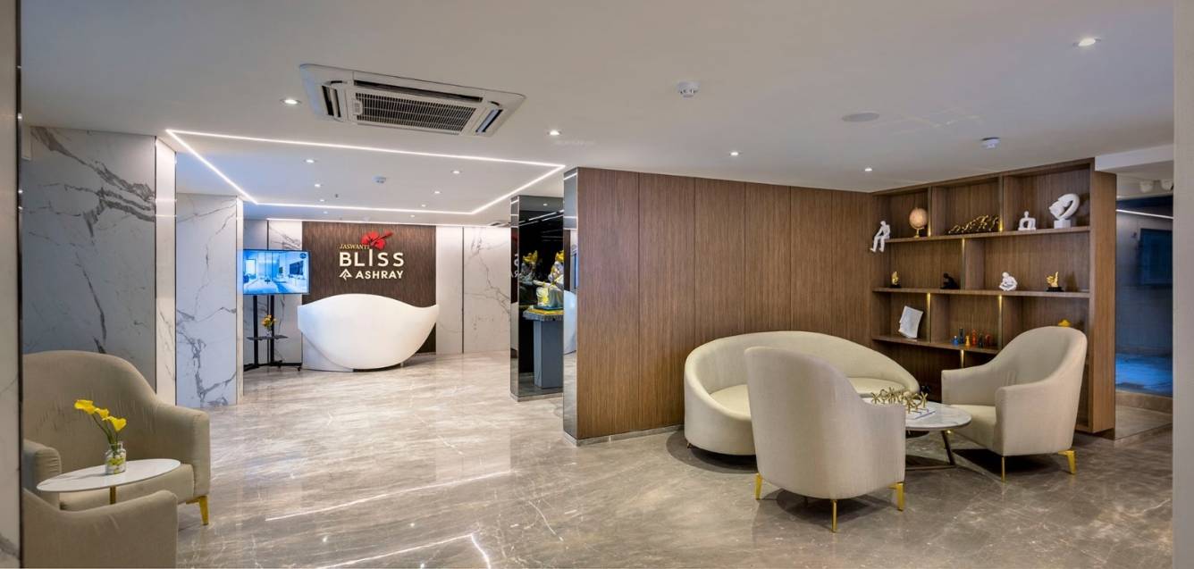  jaswanti bliss Lobby