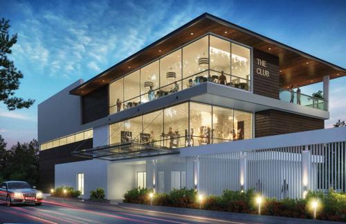  silver-estate Club House