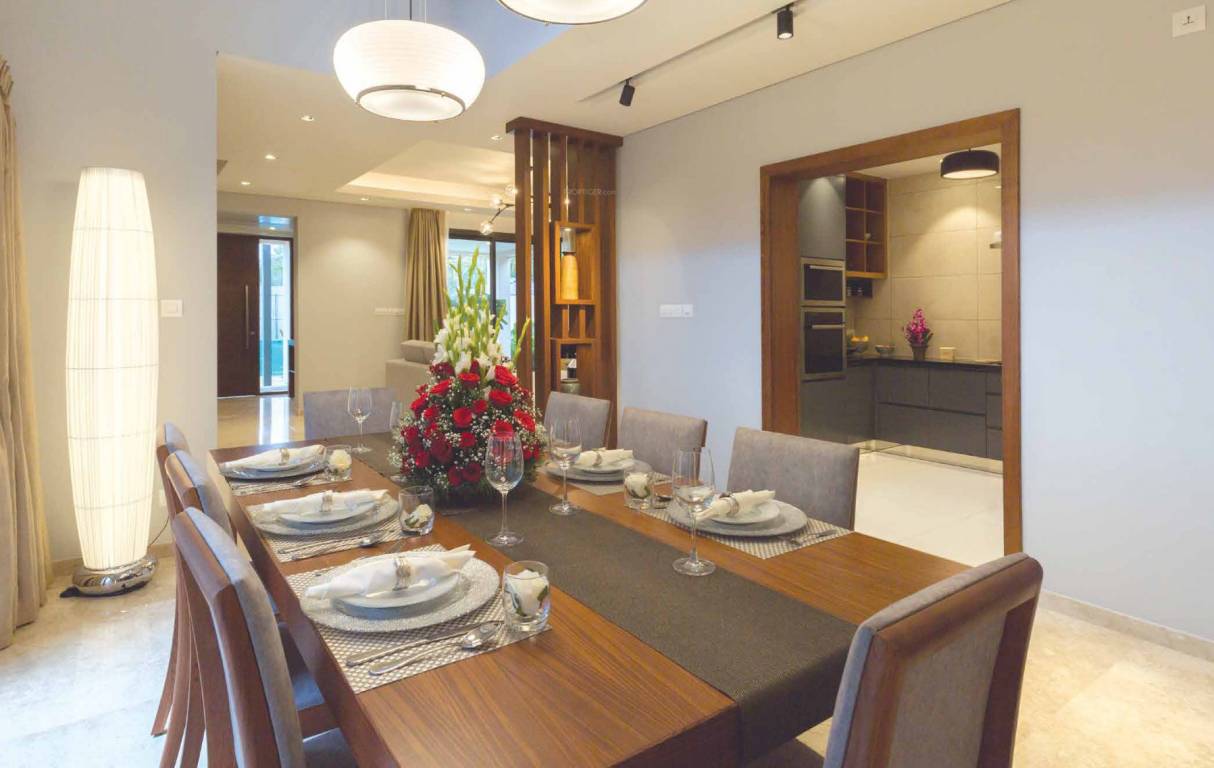 silver estate Dining Area