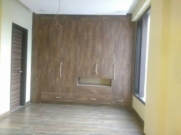  floors-2 Living Area