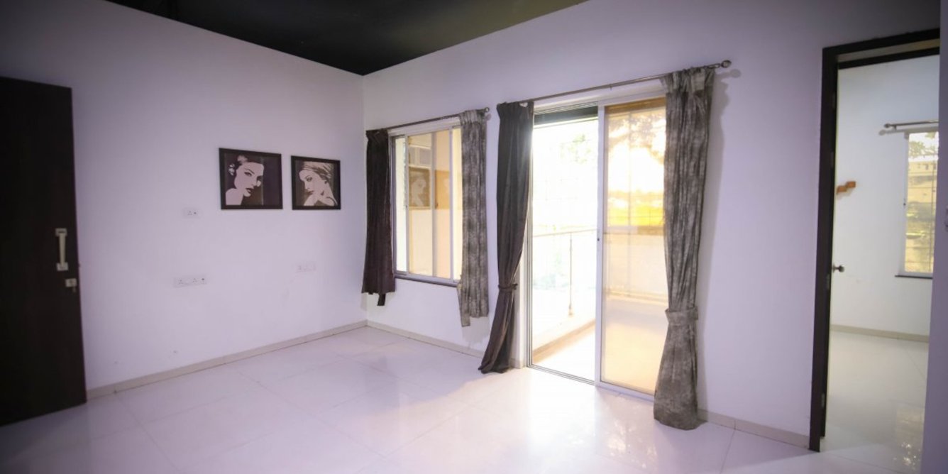  41 elite phase 3 building c Living Area