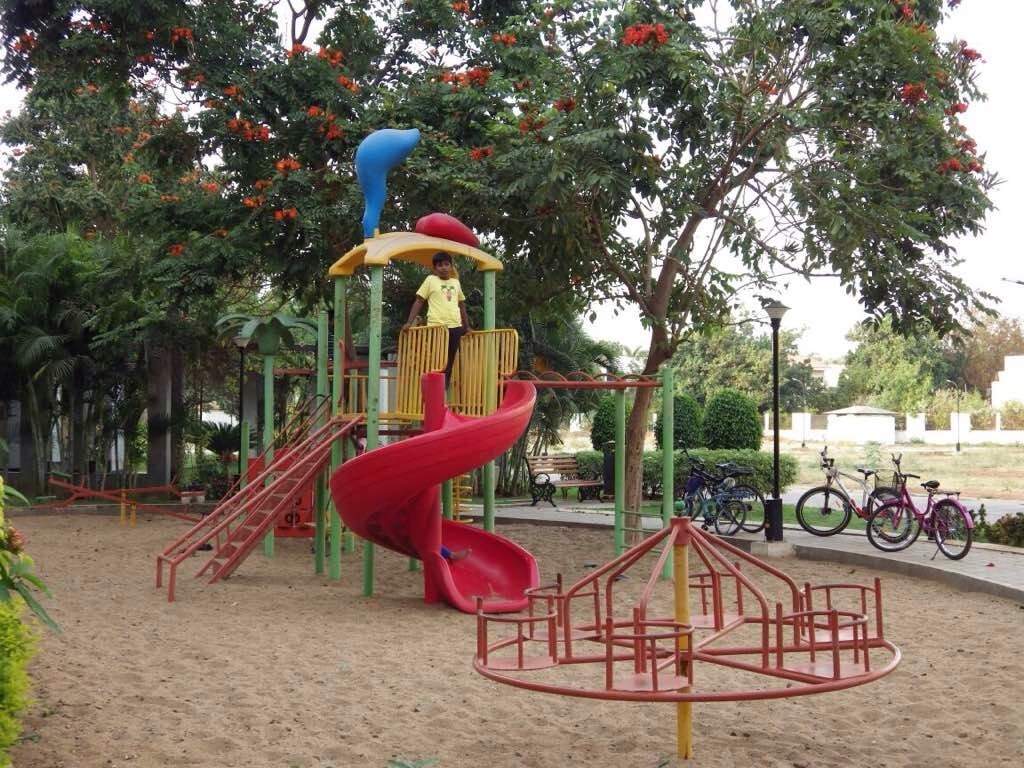  all seasons Children's play area