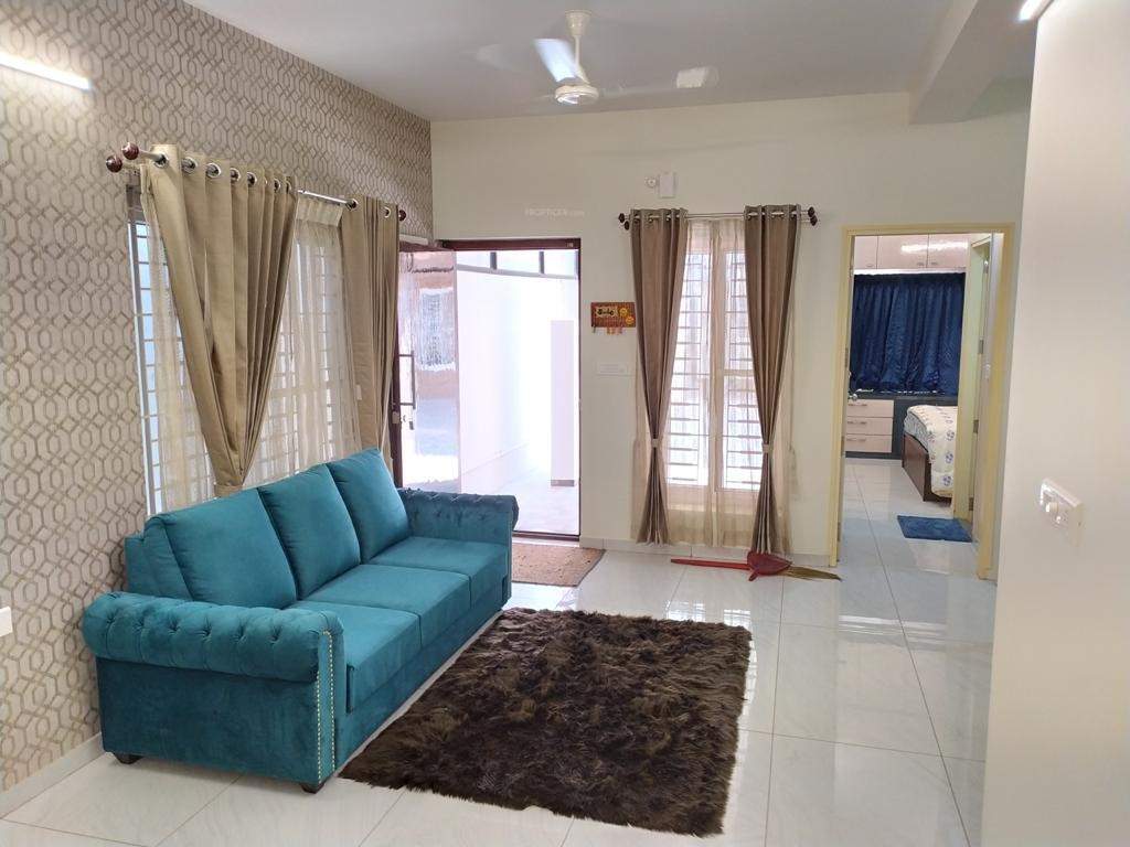  all seasons Living Area