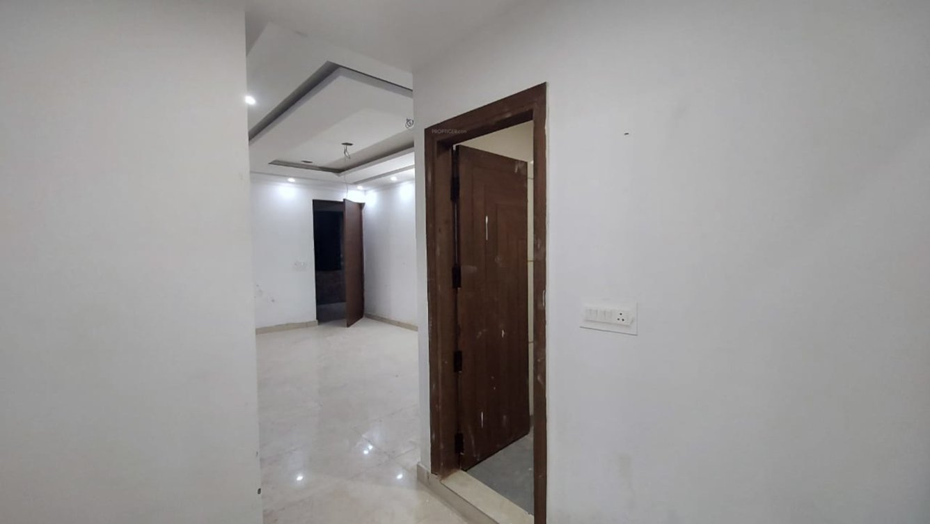 ryhan heights Living Area