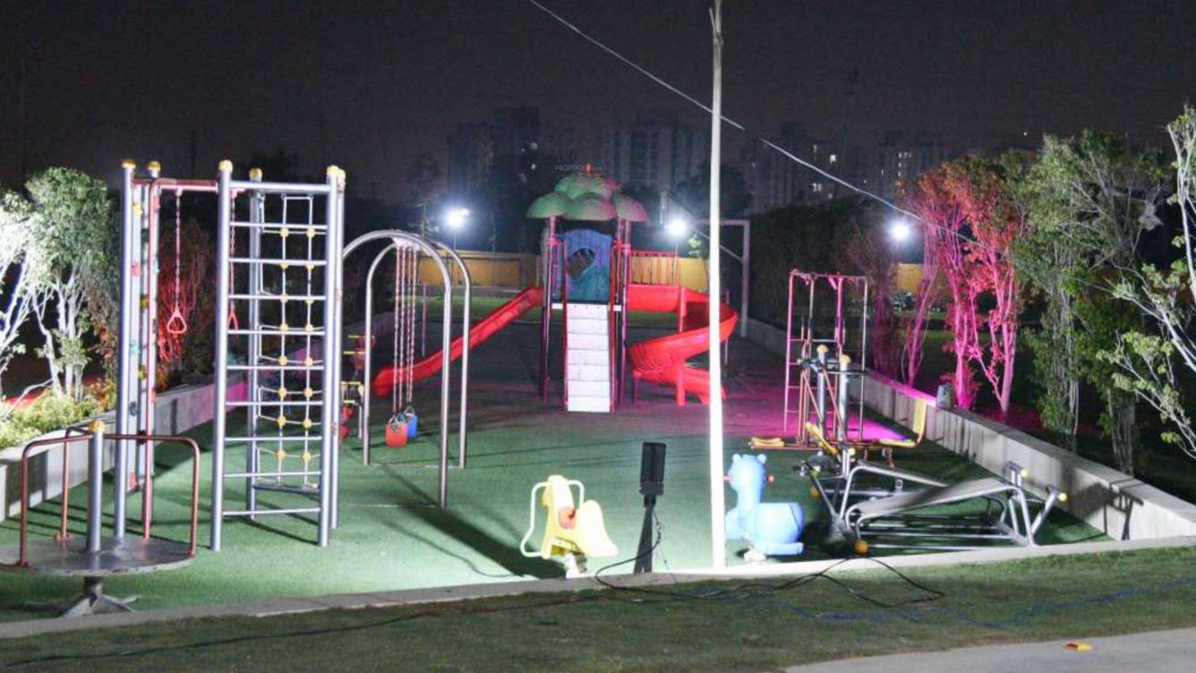  honor homes plot Children's play area