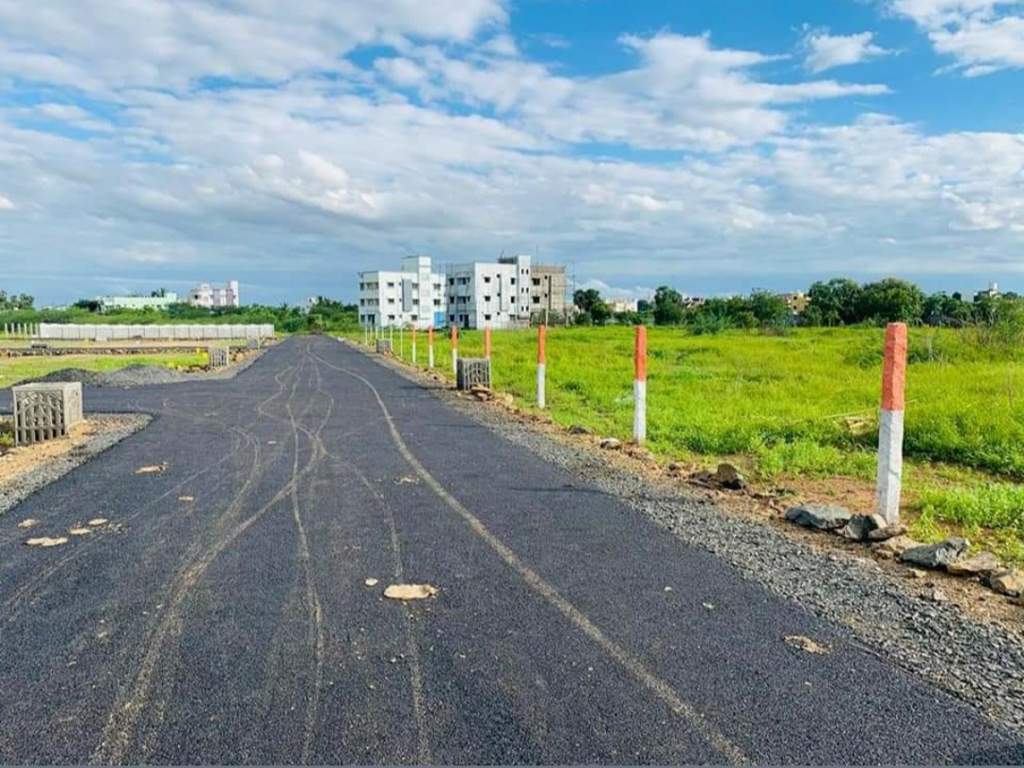  dream villa garden Internal Roads