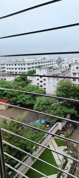  chandrai-capital Balcony