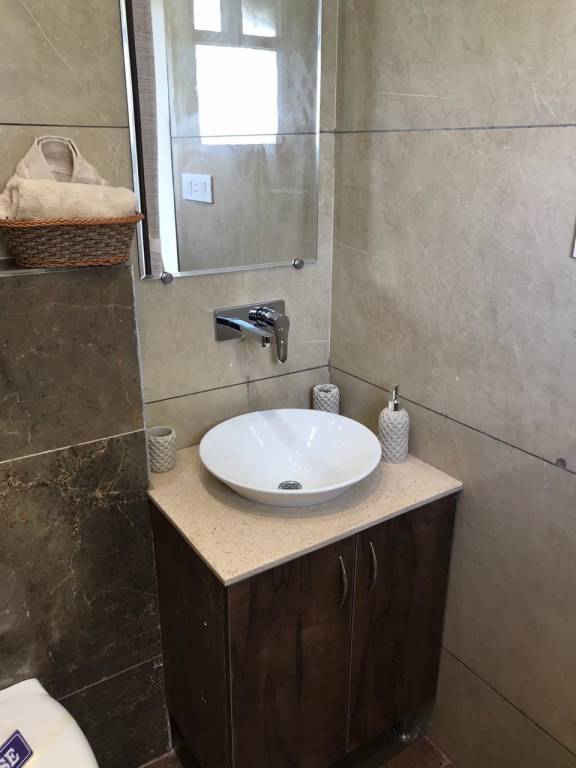  homes Bathroom