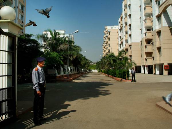 Others garden-estate Others