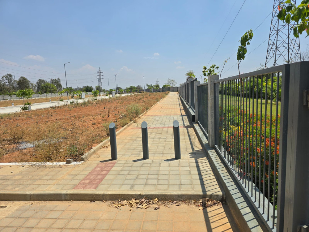  concorde elements of earth Plot