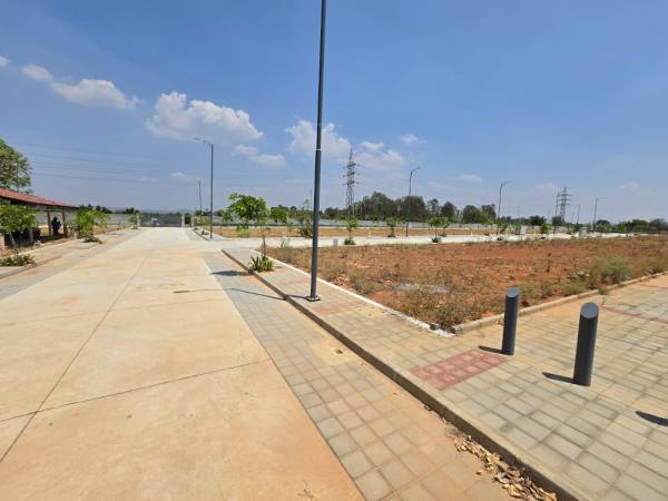  concorde-elements-of-earth Plot