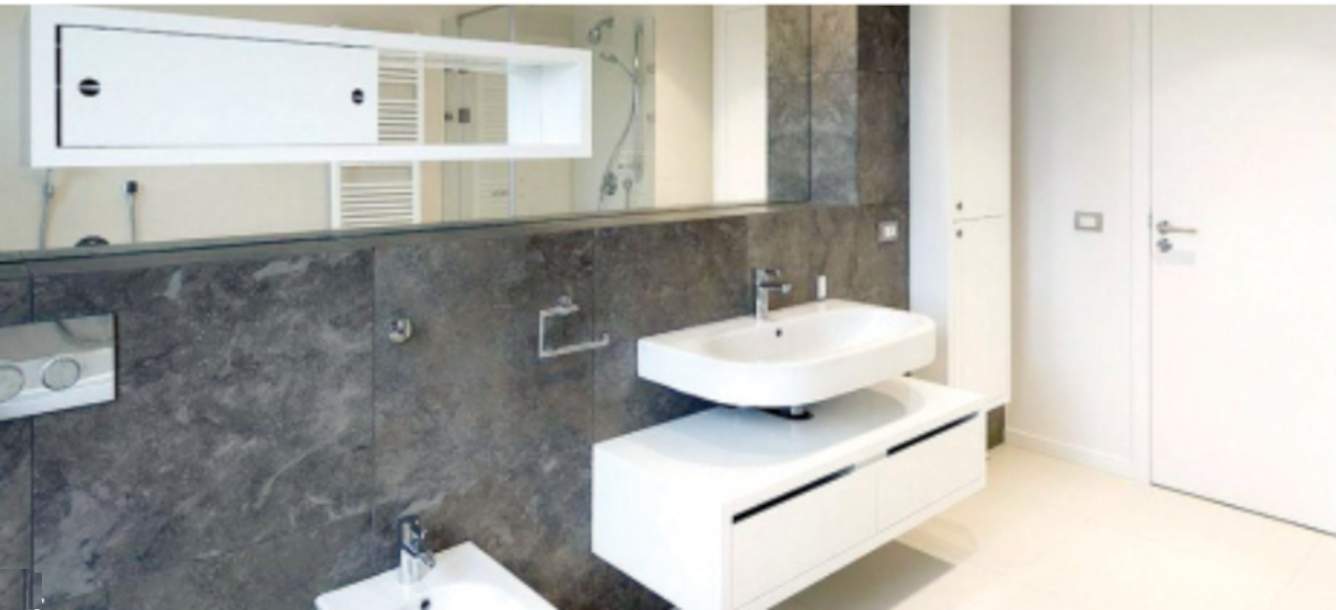  homes Bathroom
