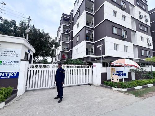  reliance-sunshine Entrance Lobby