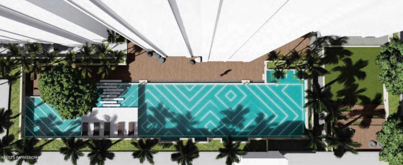  72 west Swimming Pool