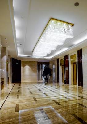  ornate-height Lift Available