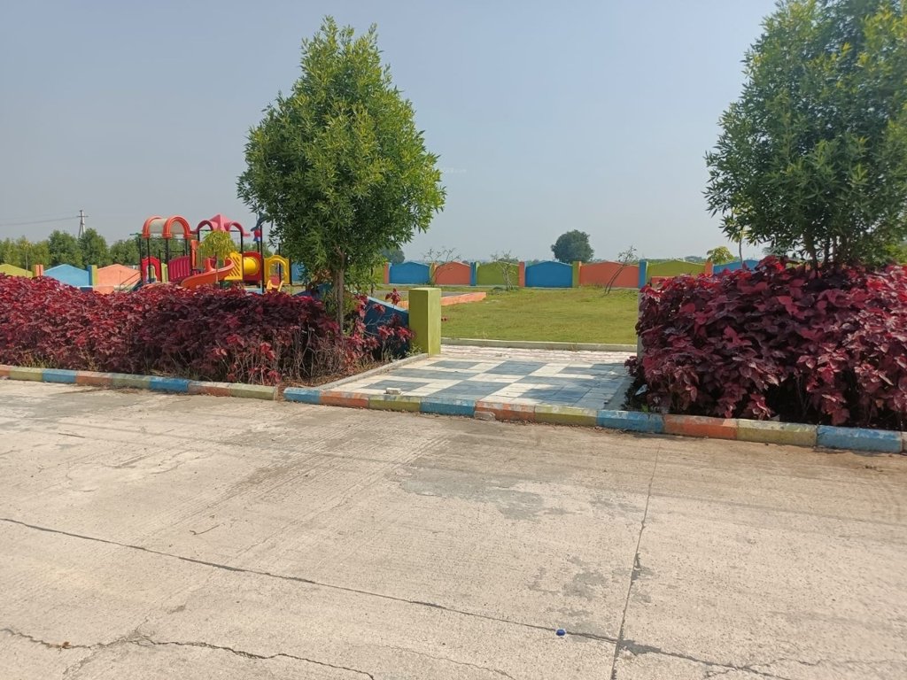  luckie township thimmapur Plot