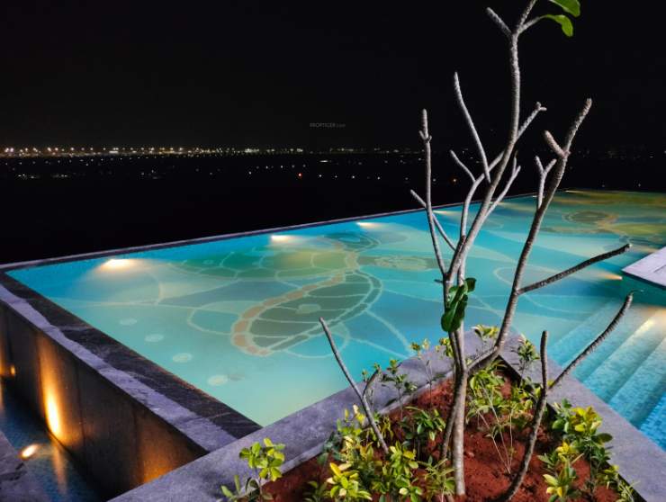  aero one Swimming Pool