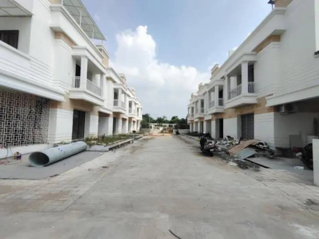 kingsvilla Construction Status Oct 24