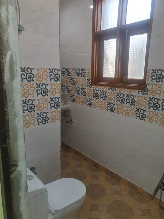  affordable homes Bathroom