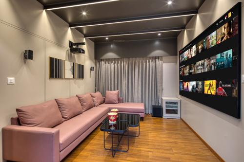  ultima-pearl Living Area