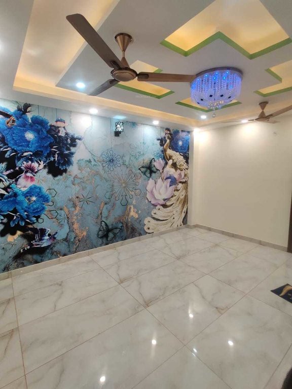  luxury floors Living Area