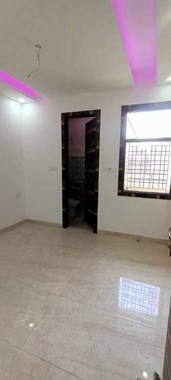 luxurious floors Living Area