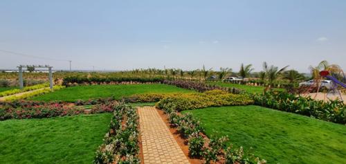  sukrithi-saanvi-ii Landscaped Gardens