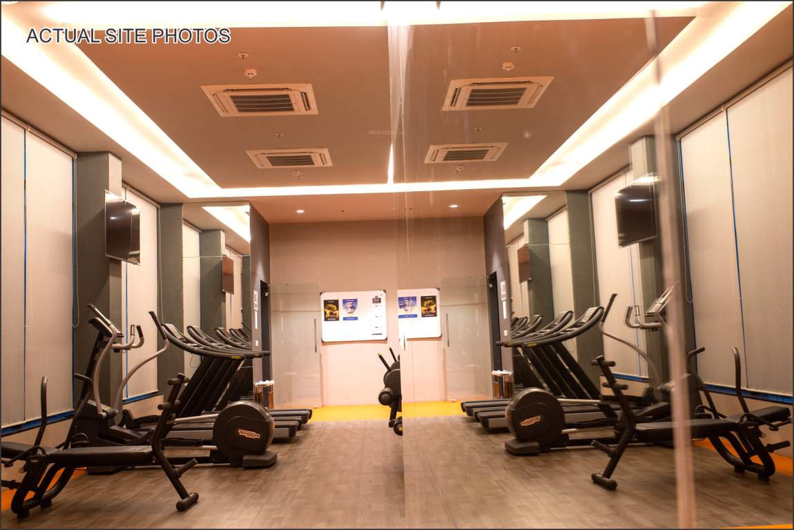  f residences Gymnasium