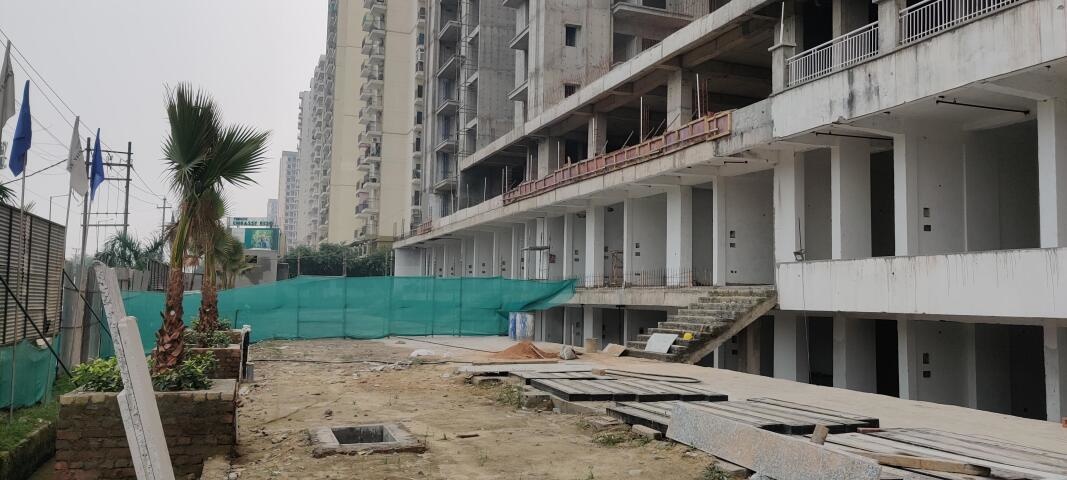 Trident Embassy Reso