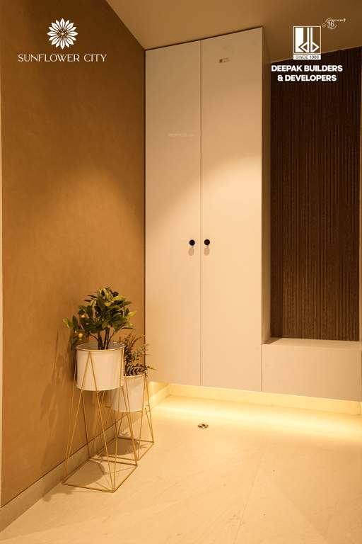  sunflower city Living Area