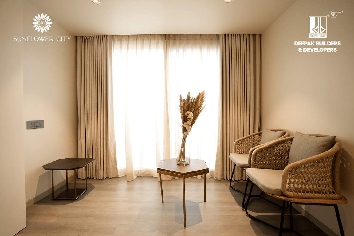  sunflower city Living Area