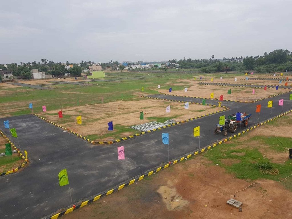  m l nagar Plot