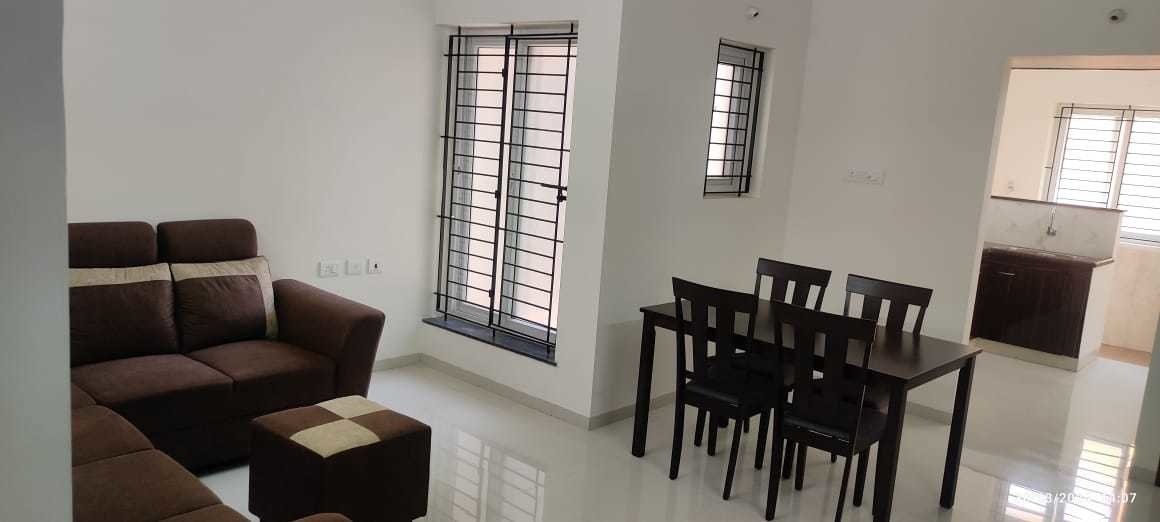  paradise Dining Area