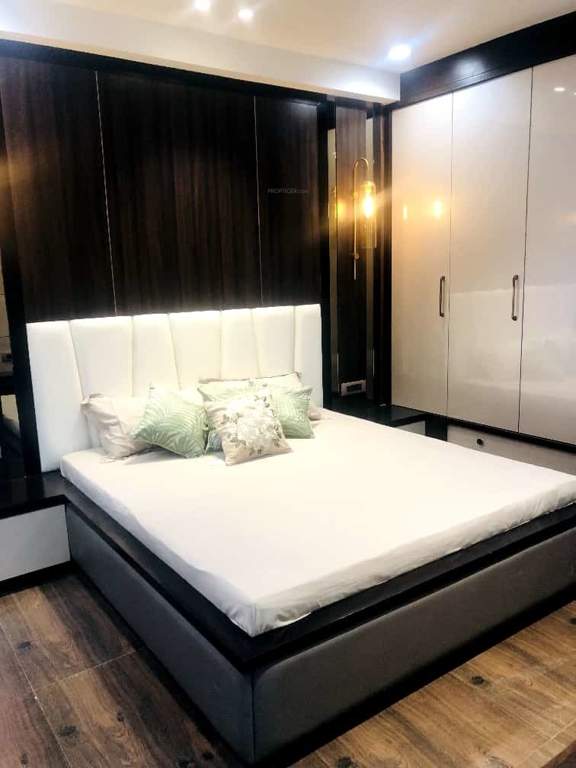  vardhmans kings court Bedroom