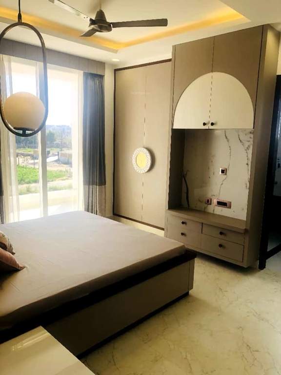  vardhmans kings court Bedroom