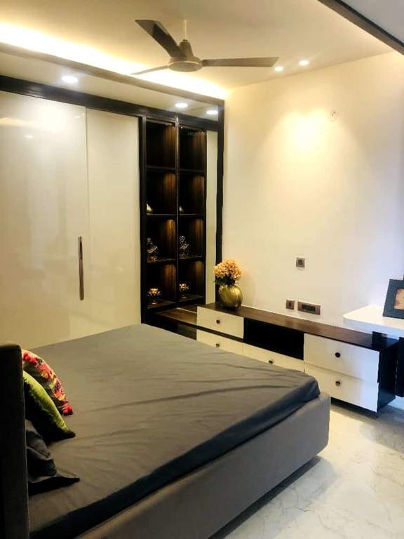  vardhmans kings court Bedroom