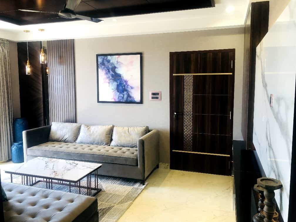  vardhmans kings court Living Area