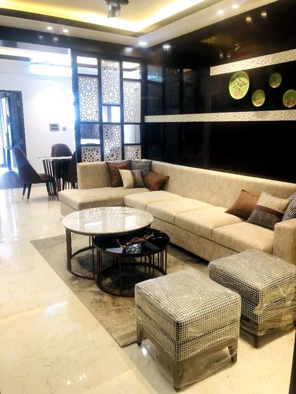  vardhmans kings court Living Area