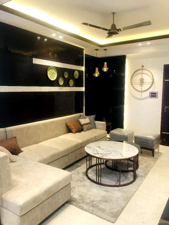  vardhmans kings court Living Area