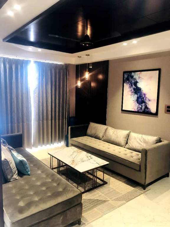  vardhmans kings court Living Area