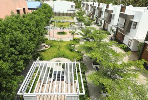  tannys-velands Landscaped Gardens