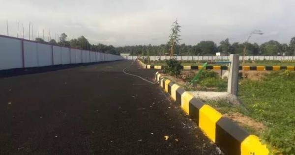  y-n-r-arcade Internal Roads & Footpaths