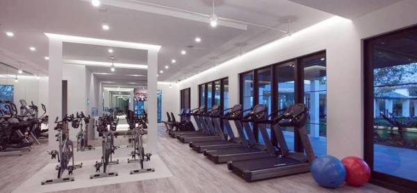  cosmo-residence Gymnasium